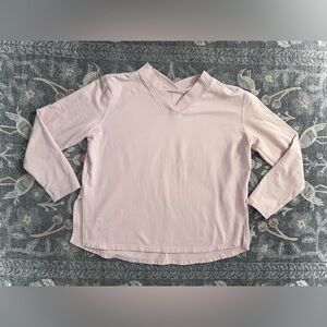Earth Yoga pale pink V-neck top
